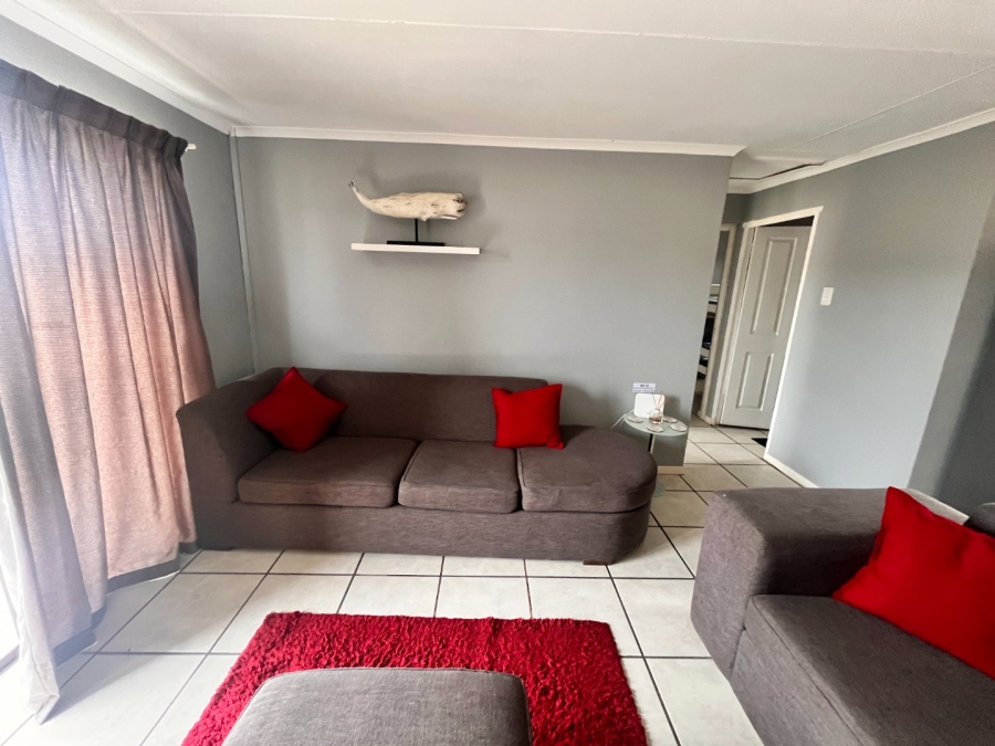 To Let 2 Bedroom Property for Rent in Ferreira Town Eastern Cape